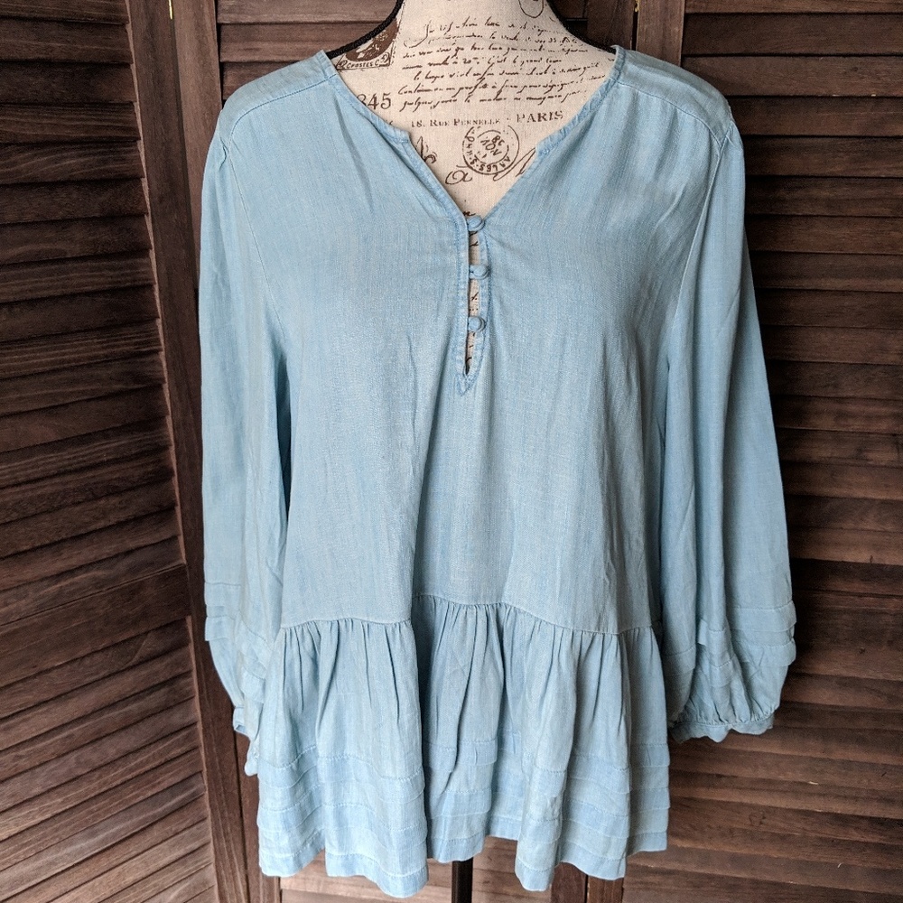 New! American Eagle Lightwashed Blouse-L